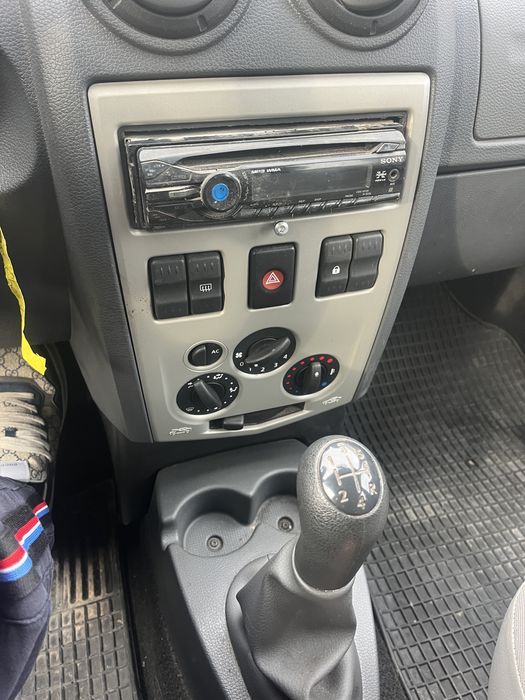 Dacia logan mcv 2012,1,6 benzina,90cai,e5 cu clima