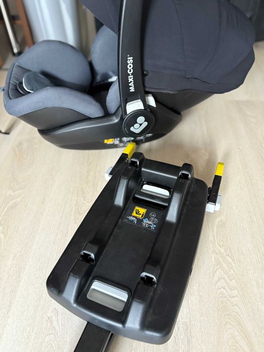 Бебешко столче Maxi-Cosi Marble с Isofix база – отлично състояние