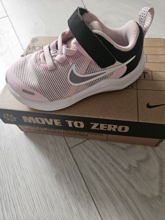 Маратонки Nike 22номер