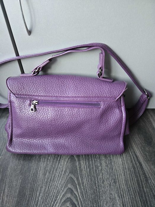 Нова Чанта в лилаво с подарък