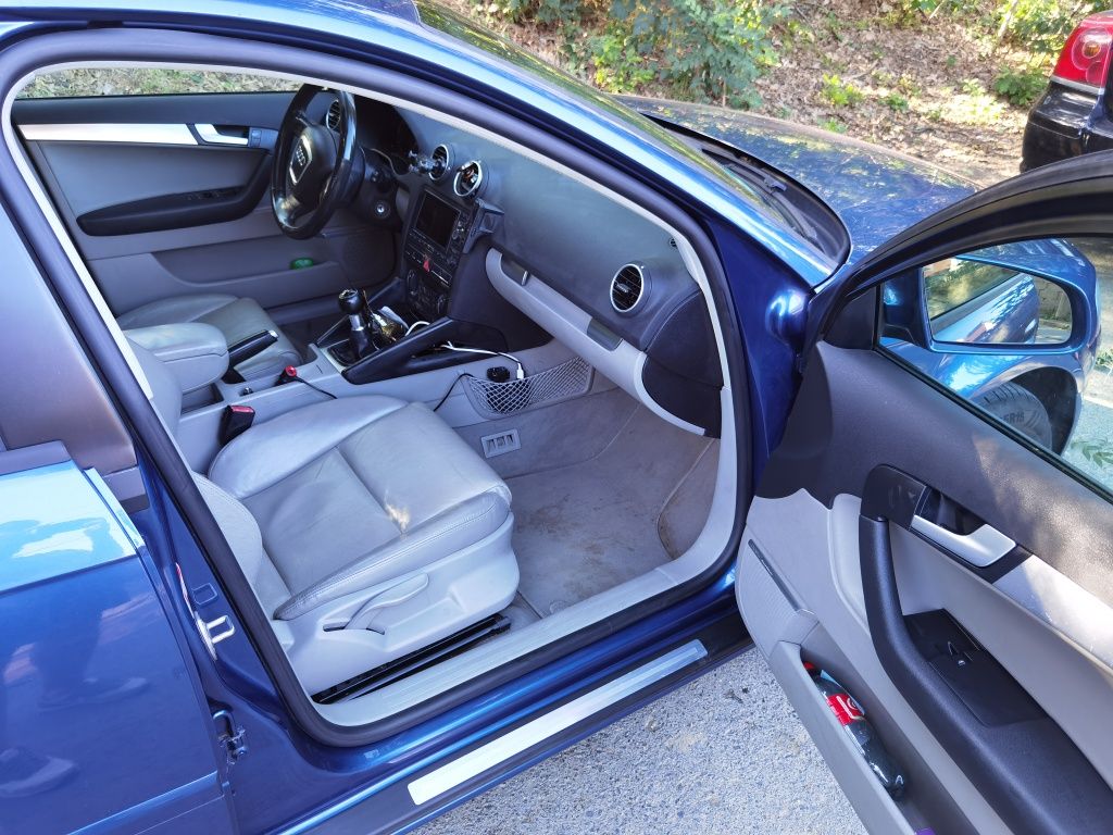 Vând/Dezmembrez Audi A3 8P - Motor Defect 1.6 FSI (cod BLP)