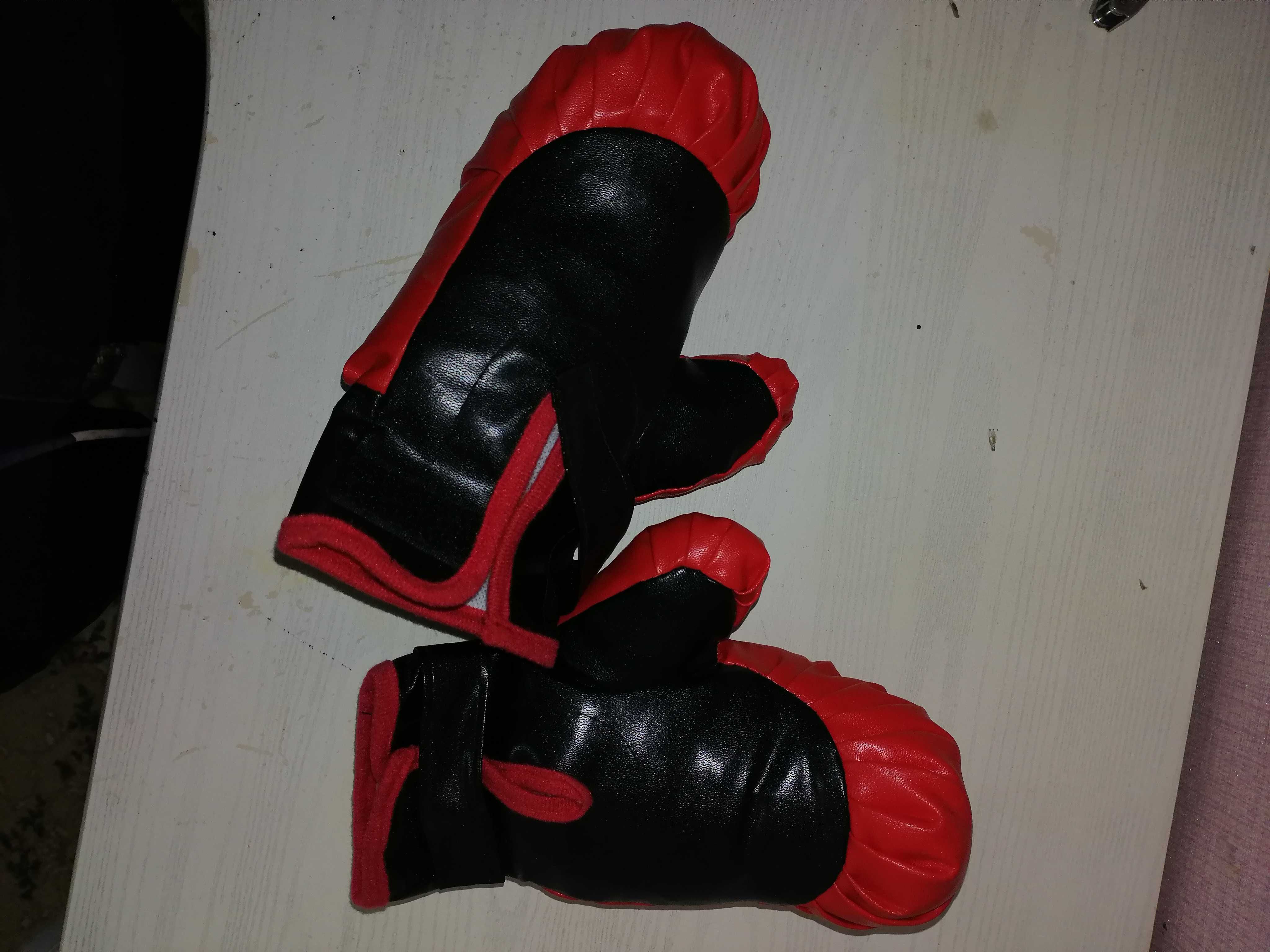 Boks perchatka bolalar uchun