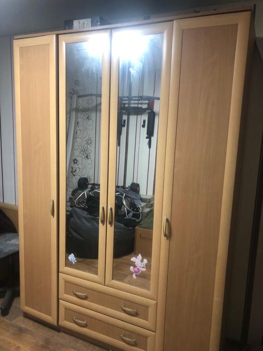 Продаётся шкаф.