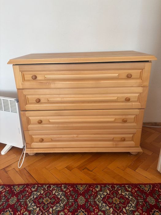 Продавам мебели за дома