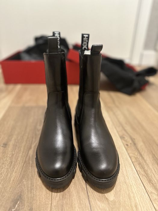 Hugo зимни боти, номер 38