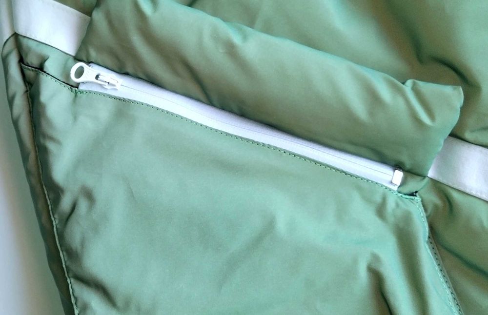 Светлоотразителен ски панталон Poster girl в зелено сив цвят