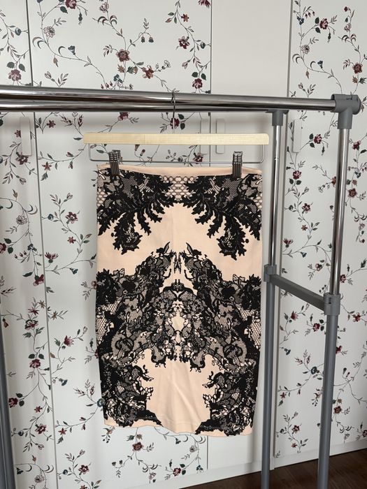 Красива пола на Alexander Mcqueen