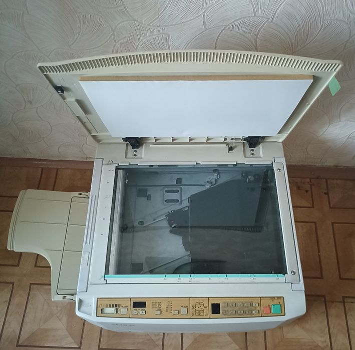 Продам ксерокс, формат А3, копировальный аппарат.