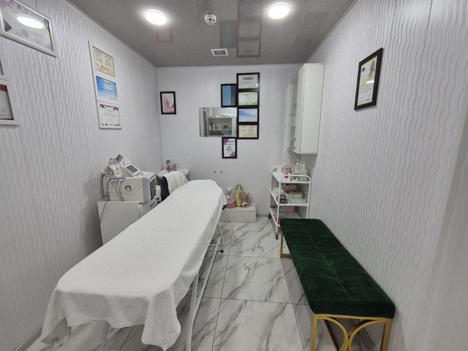 Продаетс и сдается коммерческое помещение , Башлык! Первая линия