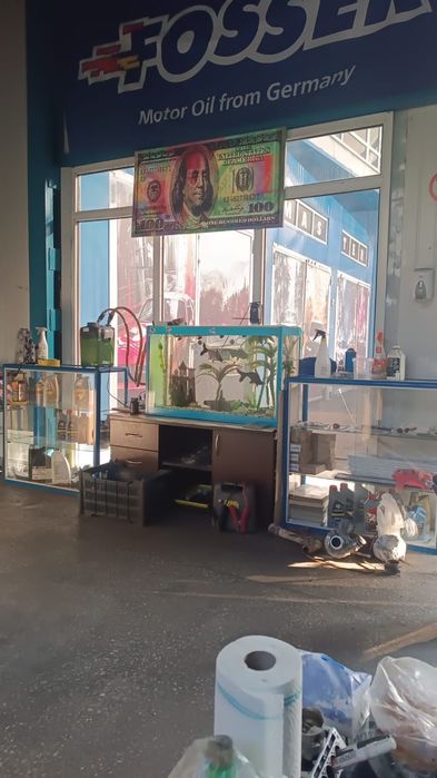 Продам аквариум и очиститель для воды.