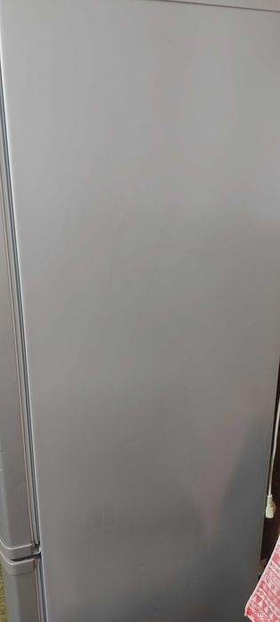 Холодильник Бирюса