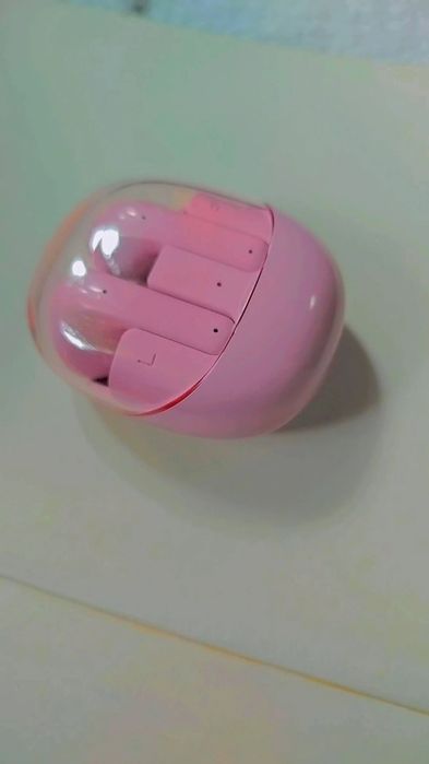 Căști wireless Bluetooth cu carcasă și cablu de reîncărcare