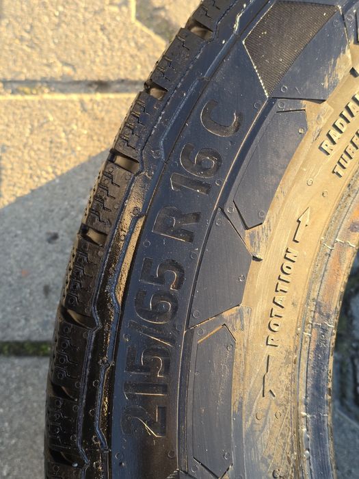 215 65 16c Continental