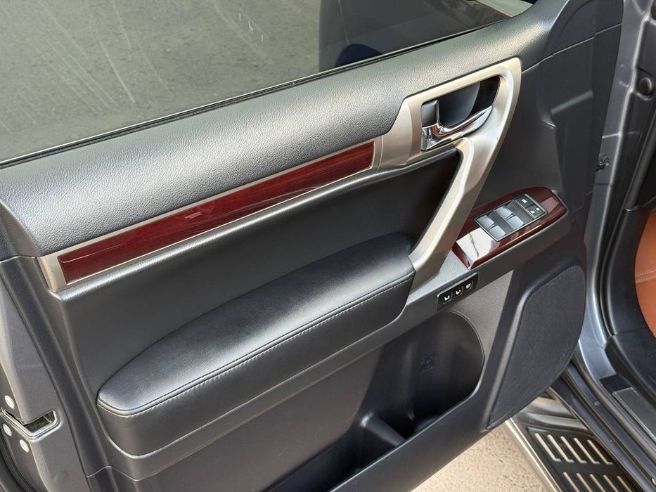 Lexus GX 460 йили 2017