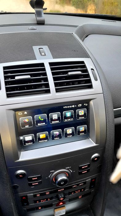 Оргинална мултимедия за Пежо 407