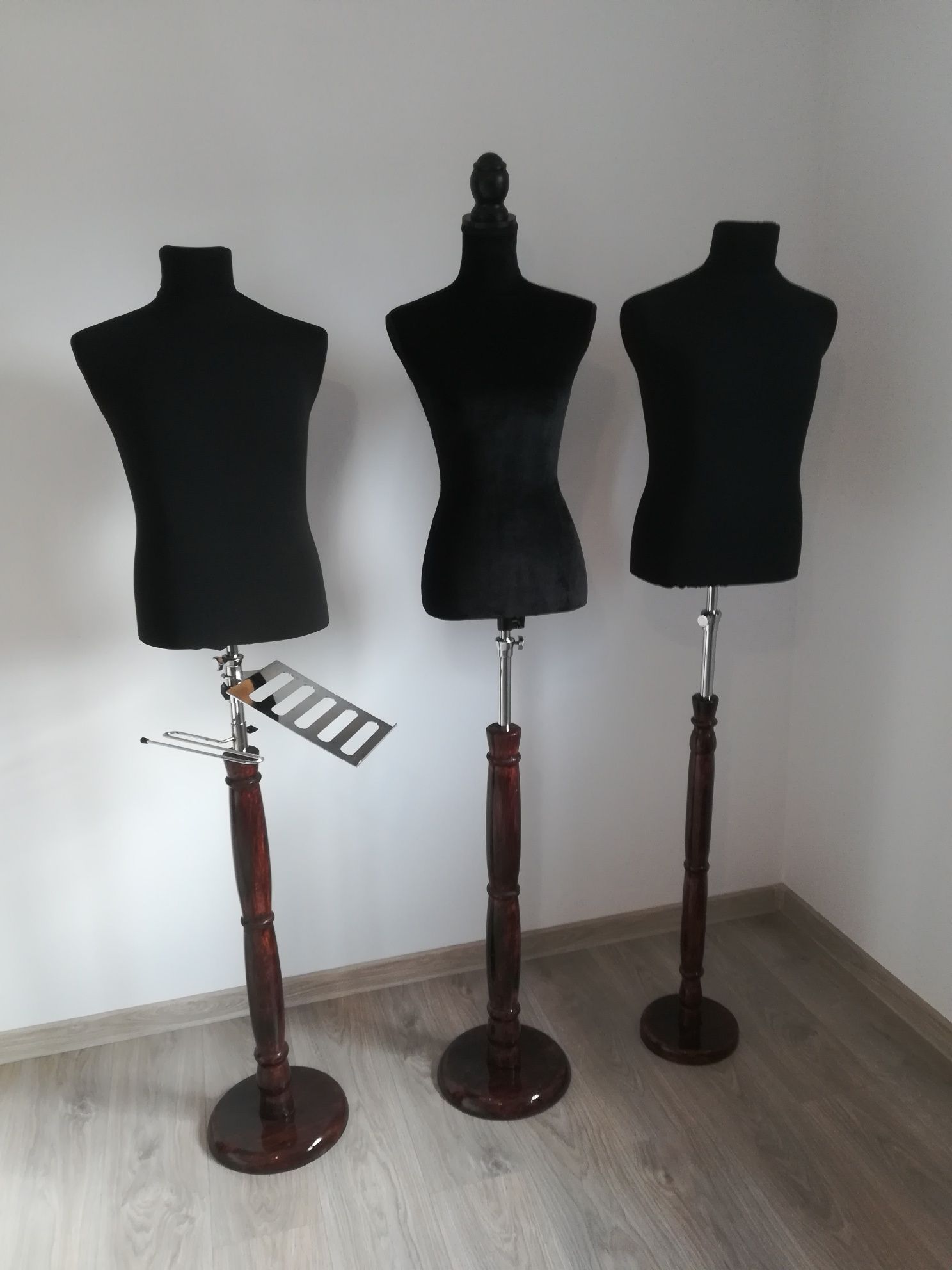 Manechin Bust pentru Rochie de Mireasa Costum Mire Sedinta Foto