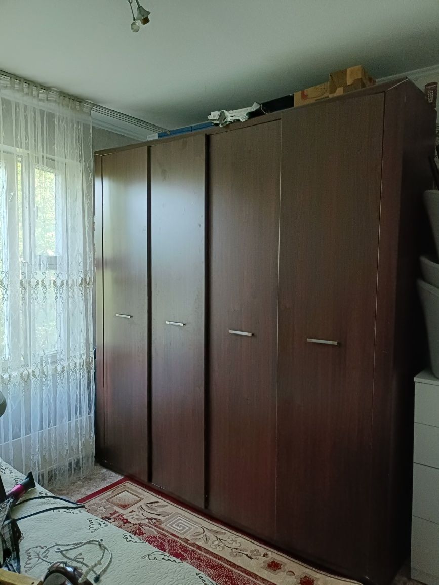 Шкаф для хранение вещей