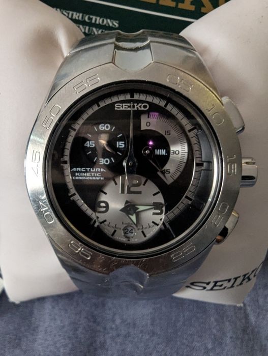 Продавам Seiko Arctura Kinetik Chronograph