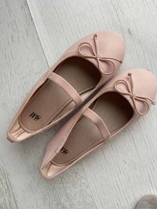 Балеринки HM, цвят пудра, 29 номер