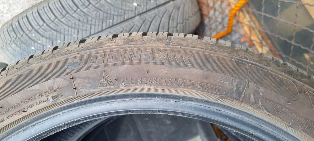 Всесезонни гуми  SONIX PRIME  XL 255/40 R20 101XL -DOT 1524