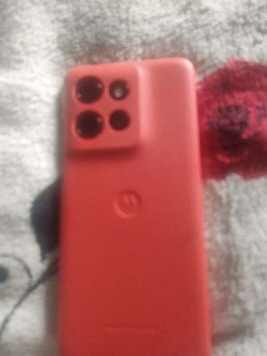 Motorola Red nou