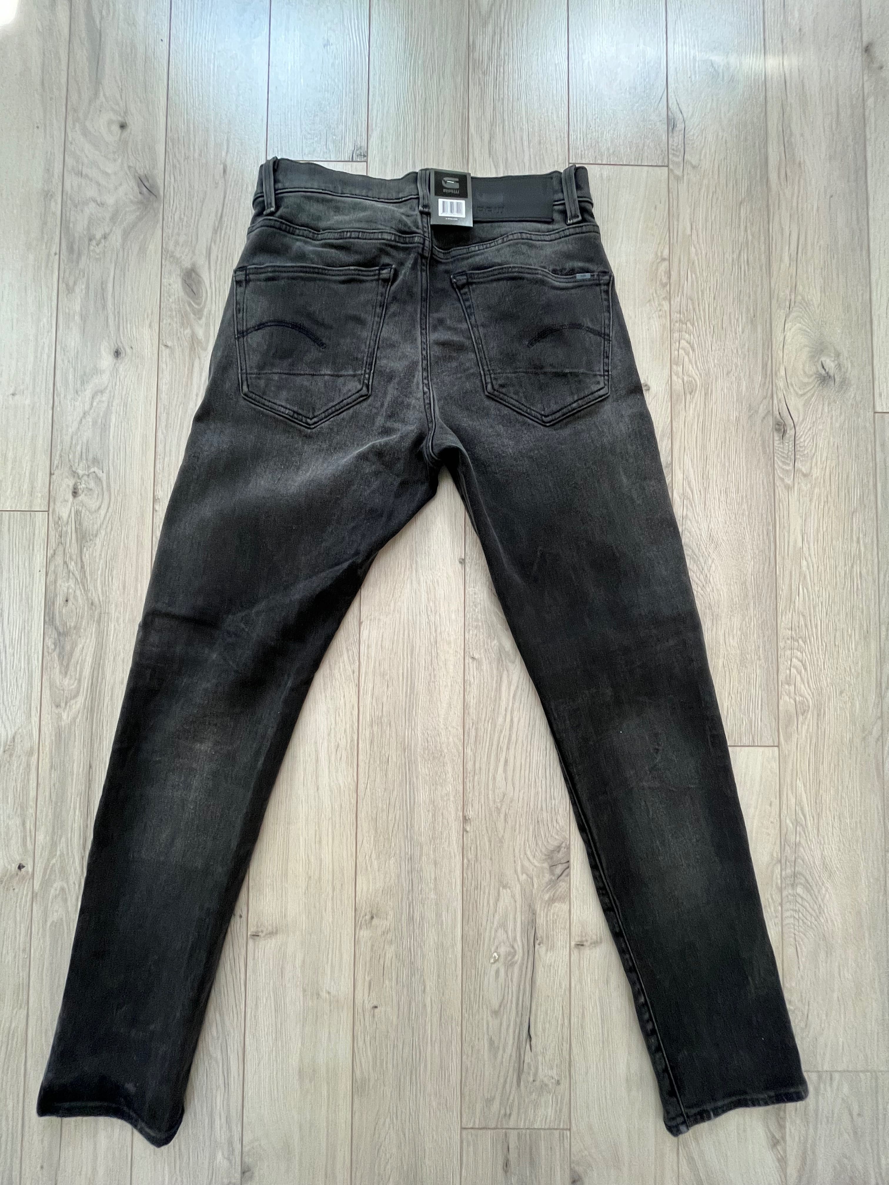Чисто нови дънки G-STAR модел Slim fit W28/L30