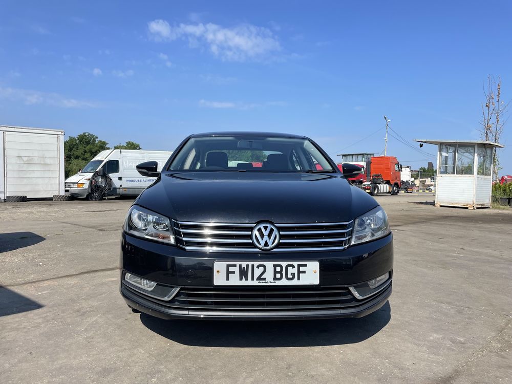 Dezmembrez vw passat b7