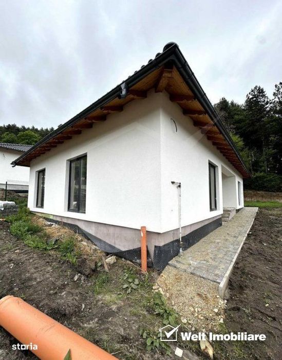 Casa pe un singur nivel, in sat Popesti, 100mp utili