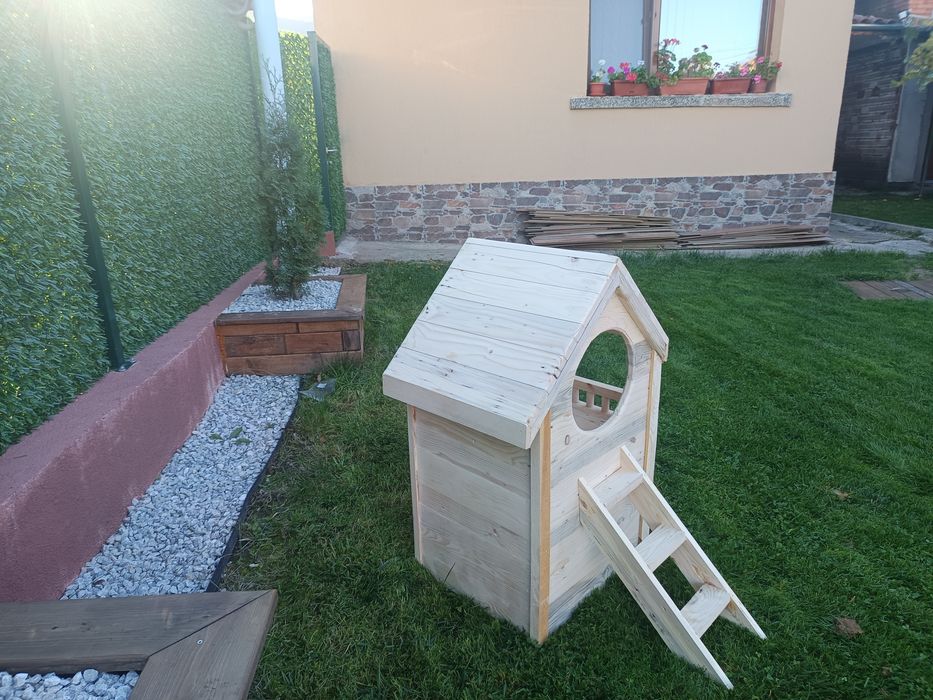 Къщичка за котка