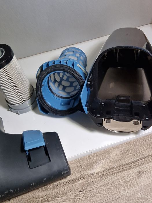 Прахосмукачка De Longhi XL135.21