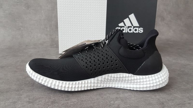 ПРОМО Adidas-42 стелка 26,5см-Оригинални мъжки черни маратонки с мрежа