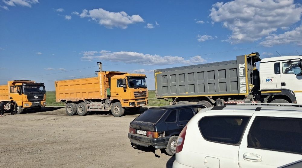 Бутовый камень под фундамент дамба,Дресва ,Пгс ,Щебень,Отсев Шахман