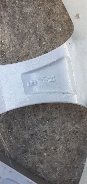 Джанти Toyota 16R