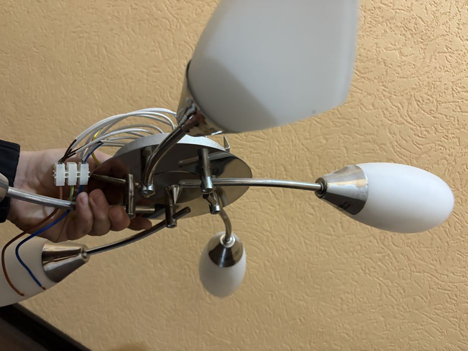 Лампа с 5 крушки