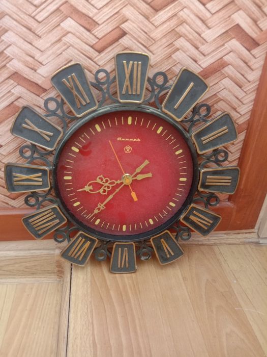 Часы настенные весна СССР