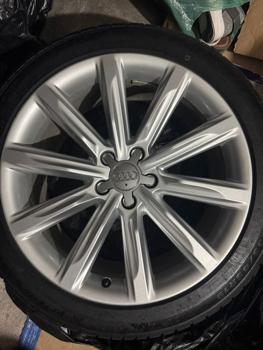 Jante originale Audi a6/a7 r19 8j et26 cu anvleope de iarna dot 2024