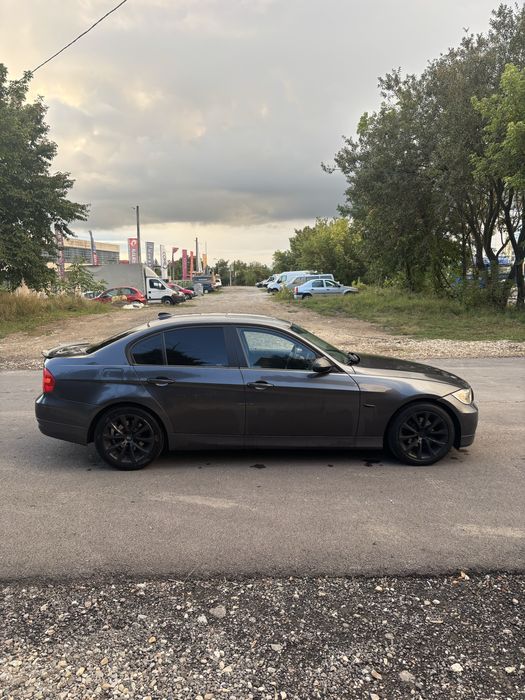 BMW E90 318i – 2.0 benzină, 129 CP, manuală 6 trepte – An 2006