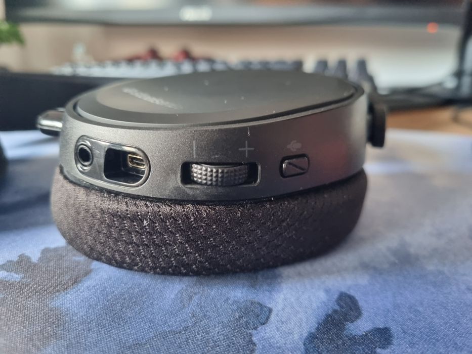 Casti gaming Steelseries Arctis 5
