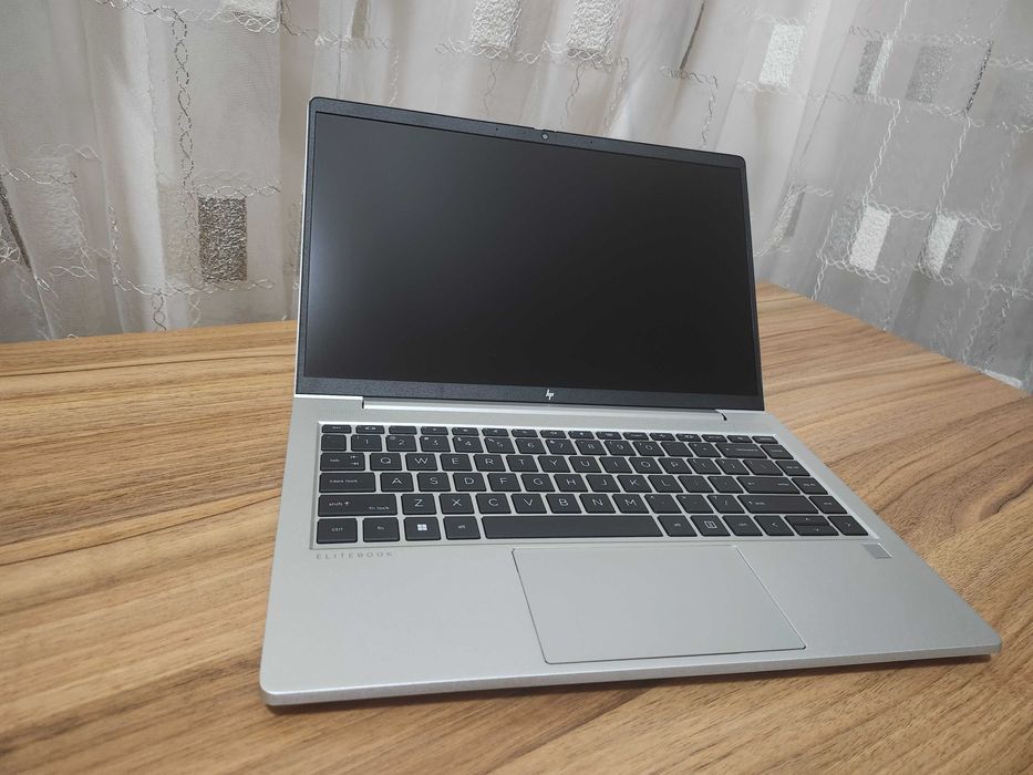 HP Elitebook 645 G9