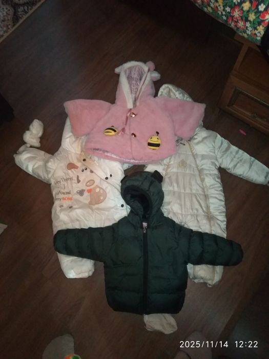 Oq kanbenzon 6 oyga seriysi 1 yoshgacha qora kurtka 1 yoshgacha pancho