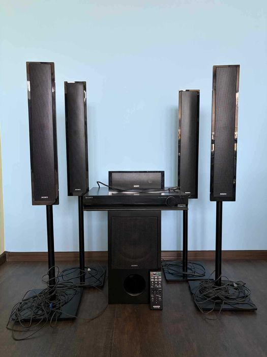 Система за домашно кино Sony DAVTZ715 600W Dolby Digital