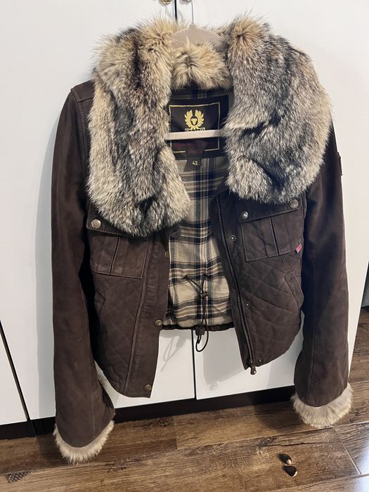 Vand geaca Belstaff, 100% originala, din bumbac cerat.