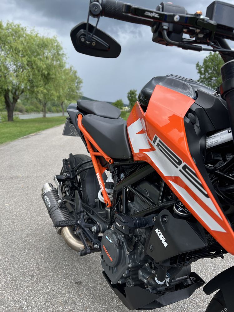 KTM Duke 125 A1