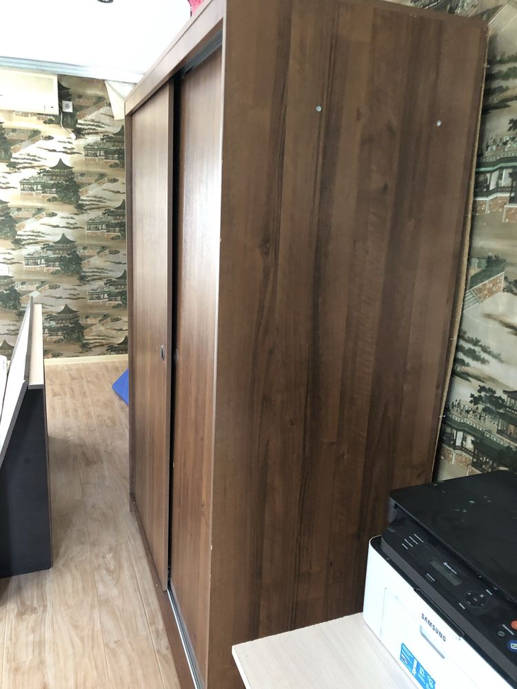 Продаю шкаф в хорошем качестве
