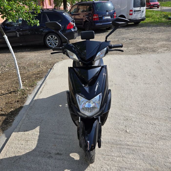 Vând scuter electric
