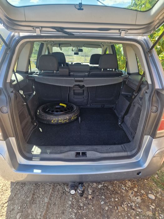 Opel Zafira B 1.8