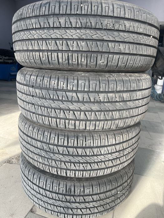 Продам комплект шин за все 79.000