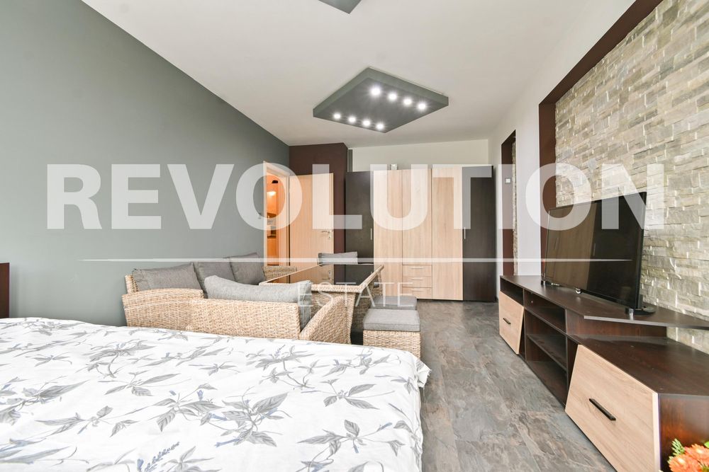 Едностаен апартамент в ж.к. Люлин 4