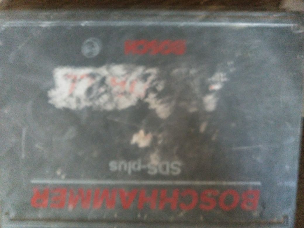 къртач-BOSH hummer SDS+