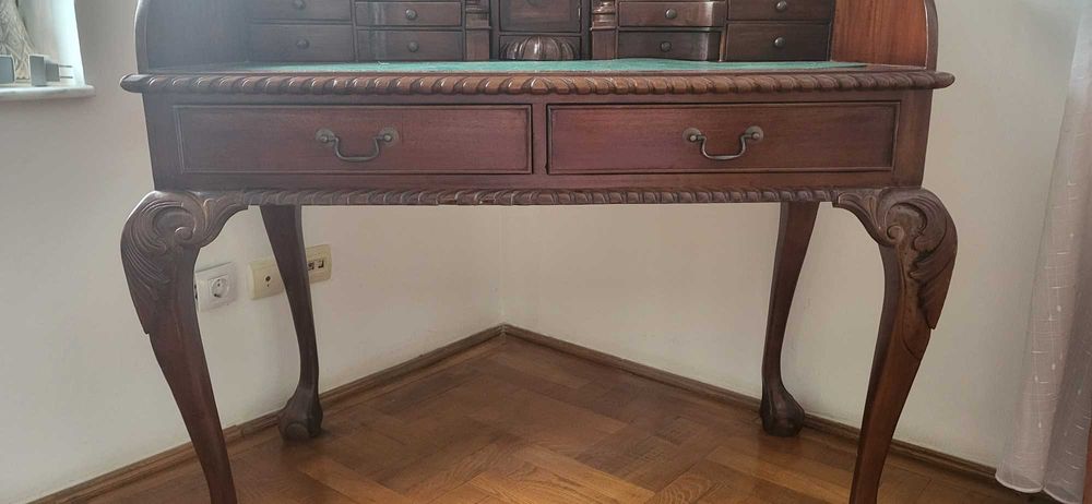 Birou antique dimensiuni mici